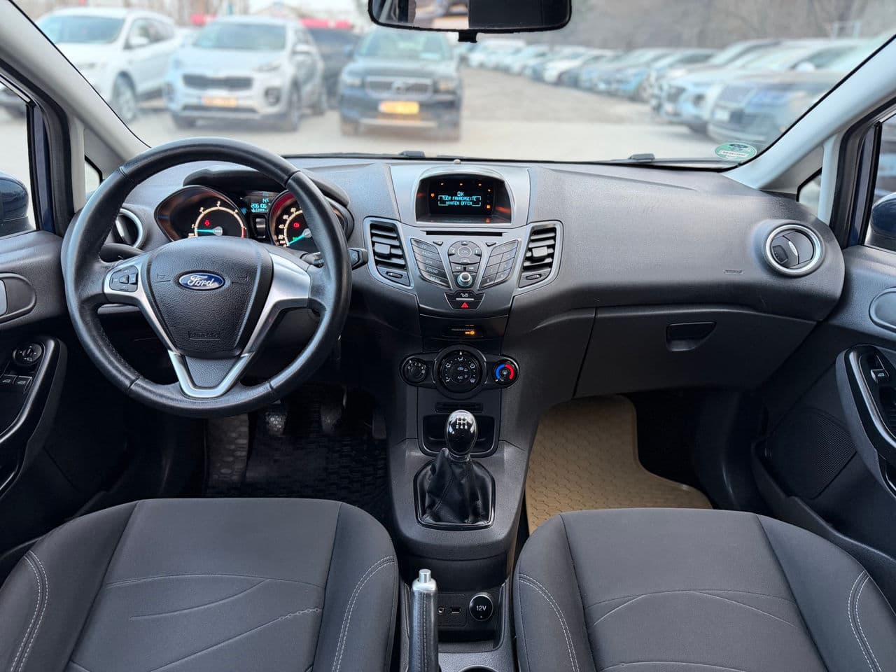 Ford Fiesta 2016 — Миниатюра 16