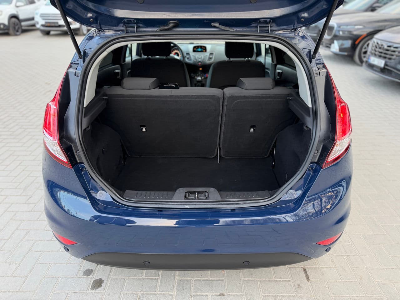 Ford Fiesta 2016 — Миниатюра 5