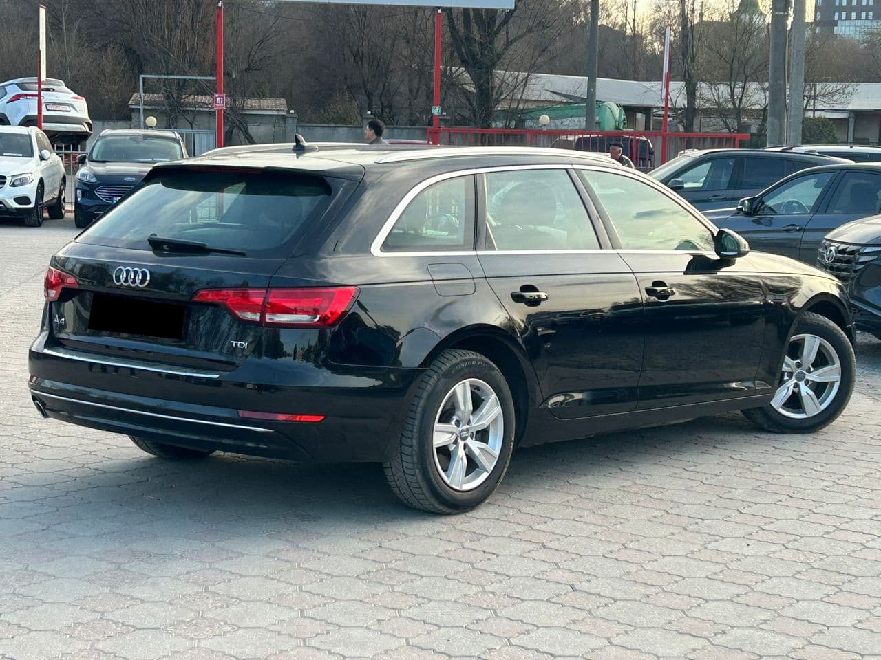 2018 Audi A4 — Miniatură 2