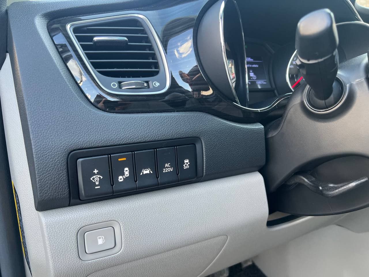 Kia Carnival 2019 — Миниатюра 16