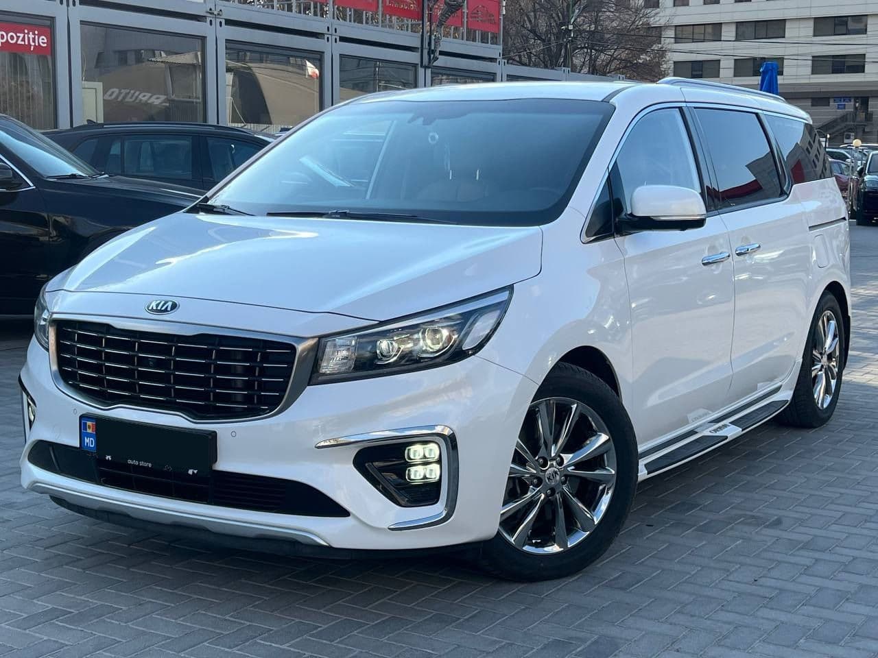 Kia Carnival 2019 — Миниатюра 3