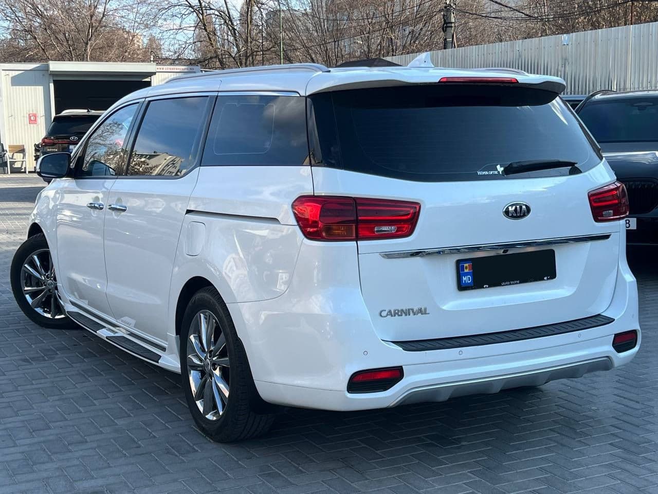 Kia Carnival 2019 — Миниатюра 2