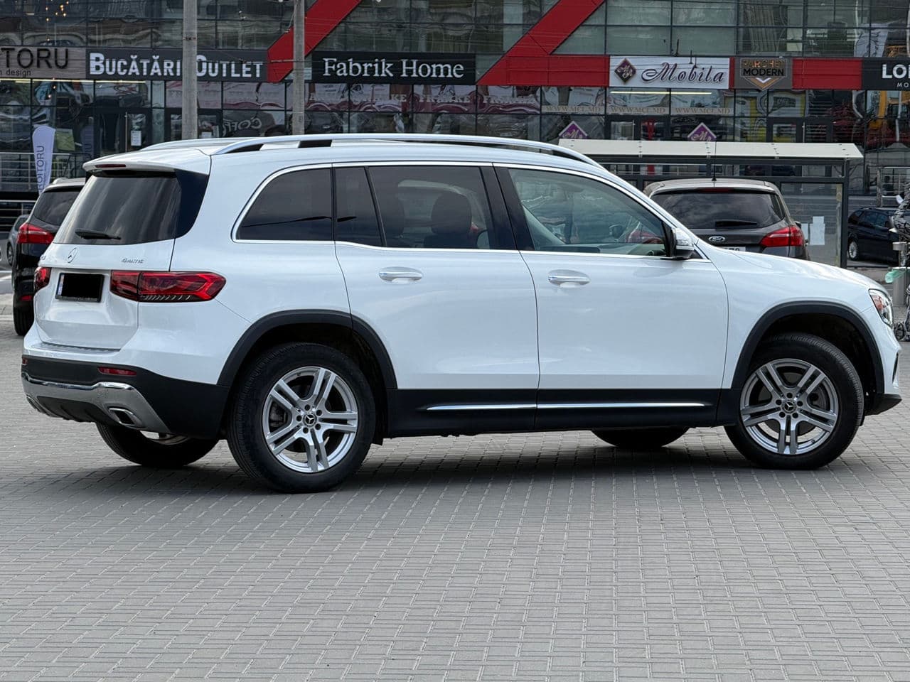 2020 Mercedes GLB 250 — Miniatură 3