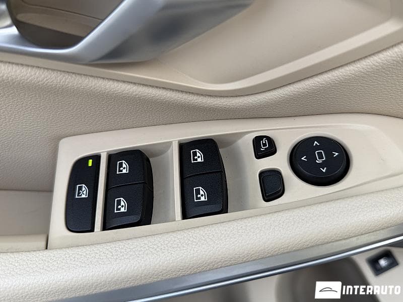 2020 BMW 330E — Miniatură 22