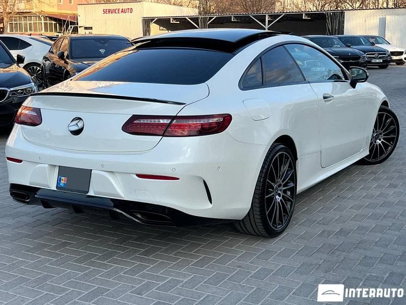 2021 Mercedes E 450 — Miniatură 4
