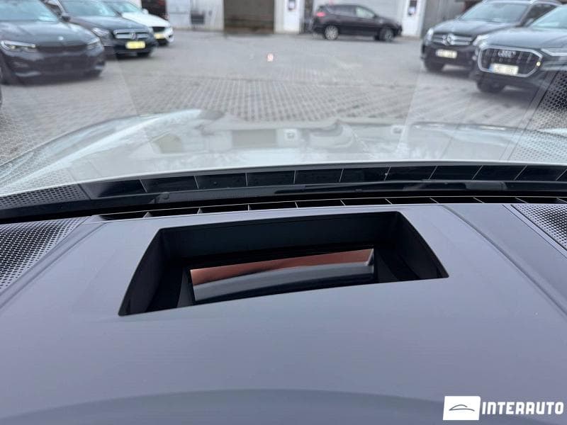 2025 Porsche Cayenne Coupe — Miniatură 12