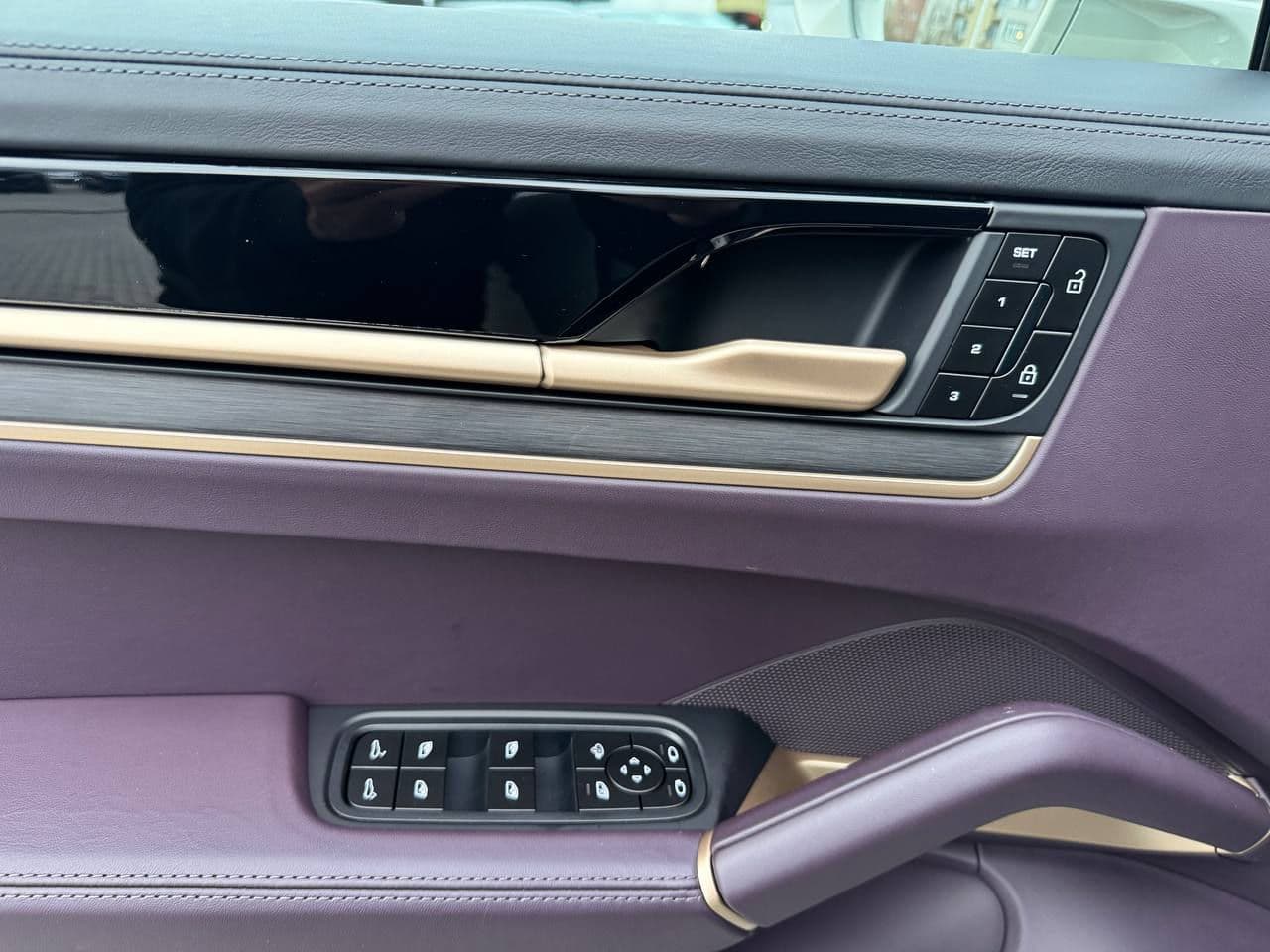 2025 Porsche Cayenne Coupe — Miniatură 16