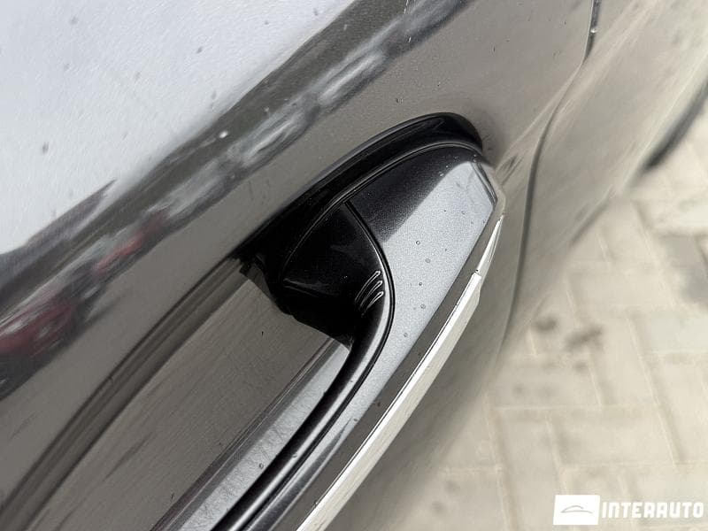 BMW 530e 2018 — Миниатюра 17