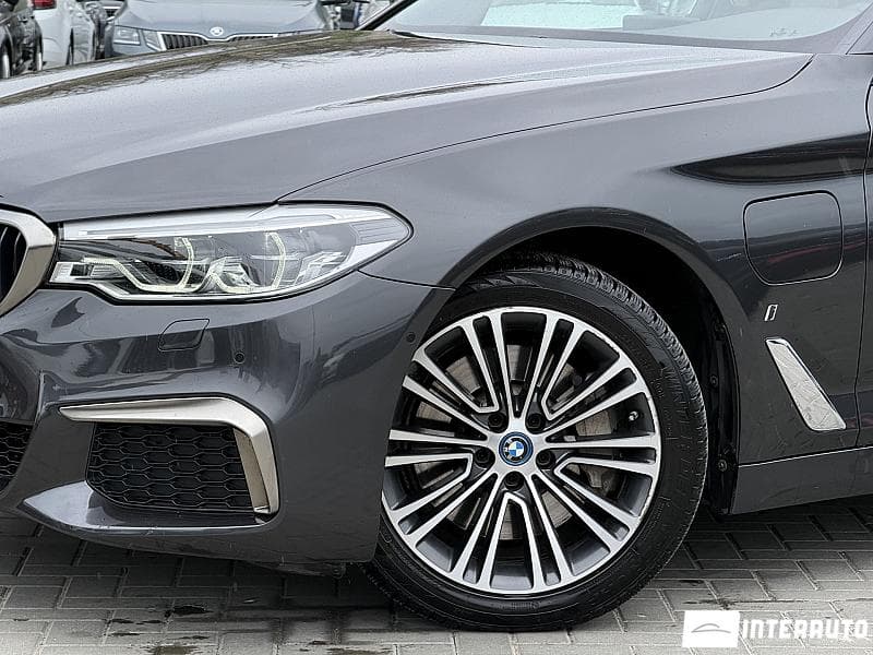 BMW 530e 2018 — Миниатюра 3