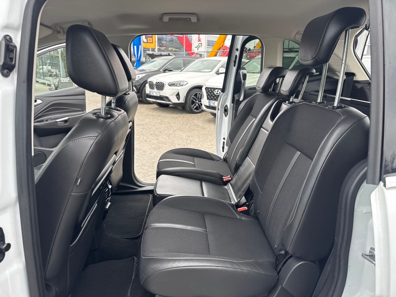 Ford Grand C-MAX 2015 — Миниатюра 13