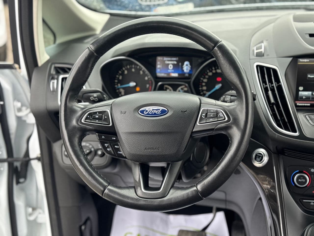 Ford Grand C-MAX 2015 — Миниатюра 7