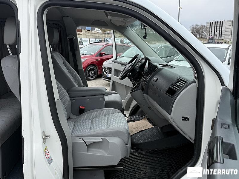 2013 Volkswagen Transporter — Miniatură 14