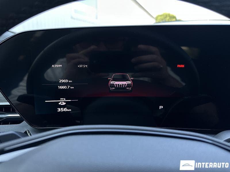 2025 Audi Q6 E-tron — Miniatură 13