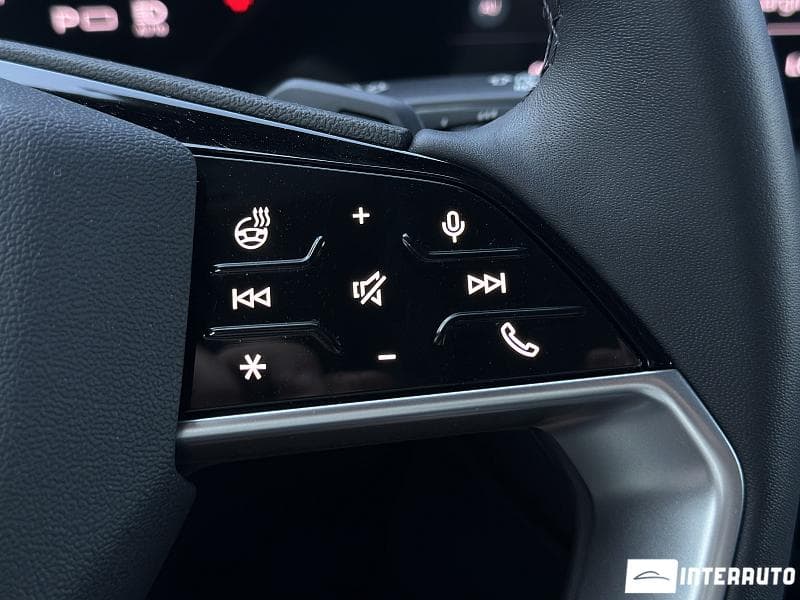 2025 Audi Q6 E-tron — Miniatură 12