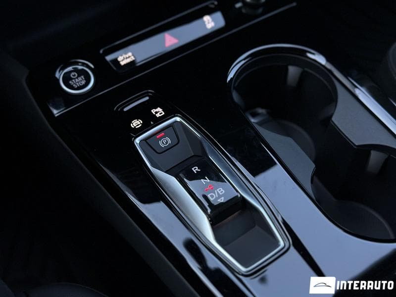 2025 Audi Q6 E-tron — Miniatură 15