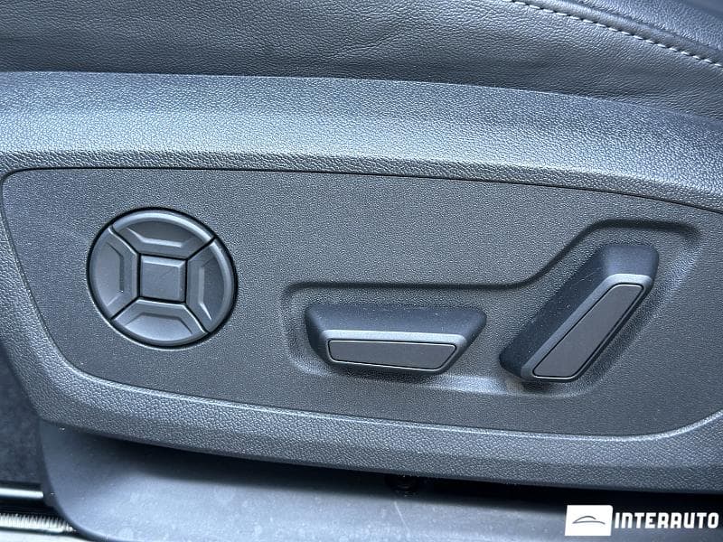 2025 Audi Q6 E-tron — Miniatură 6