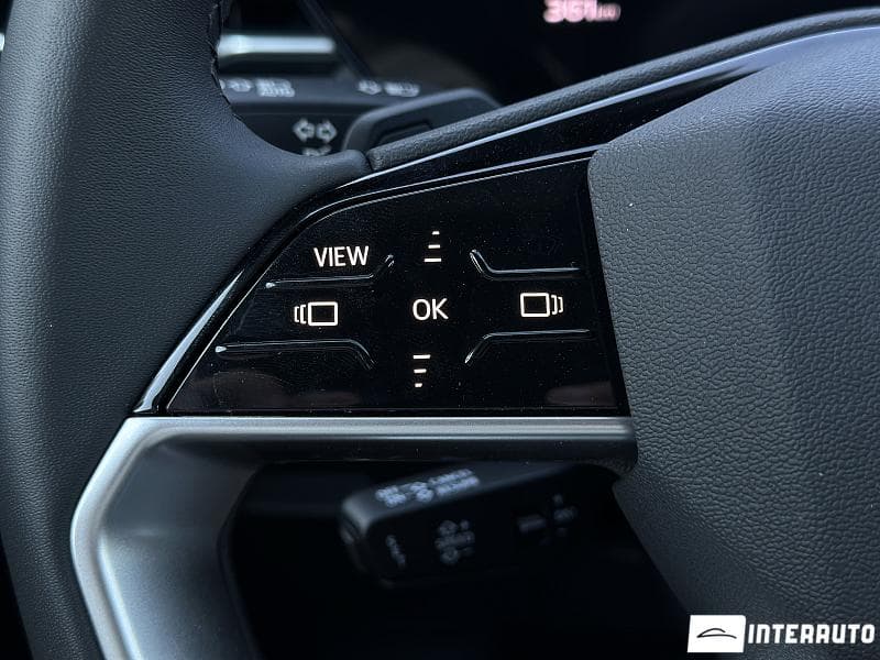 2025 Audi Q6 E-tron — Miniatură 11