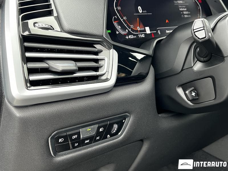 BMW X6 4.0i 2021 — Миниатюра 18