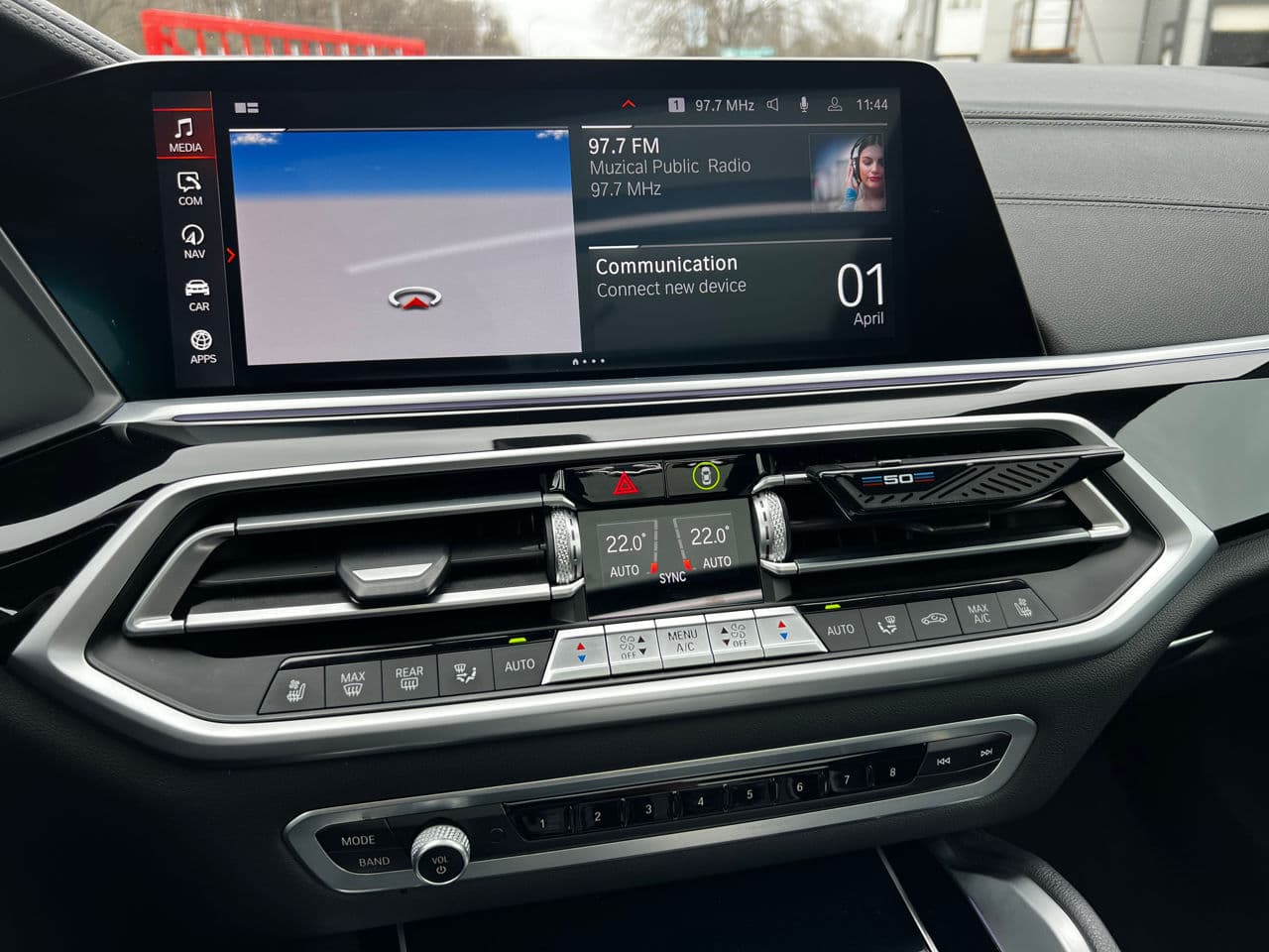BMW X6 4.0i 2021 — Миниатюра 12
