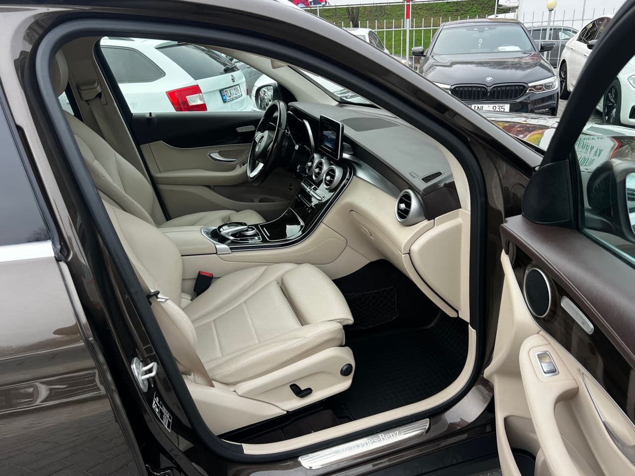 2016 Mercedes GLC 250d — Miniatură 5