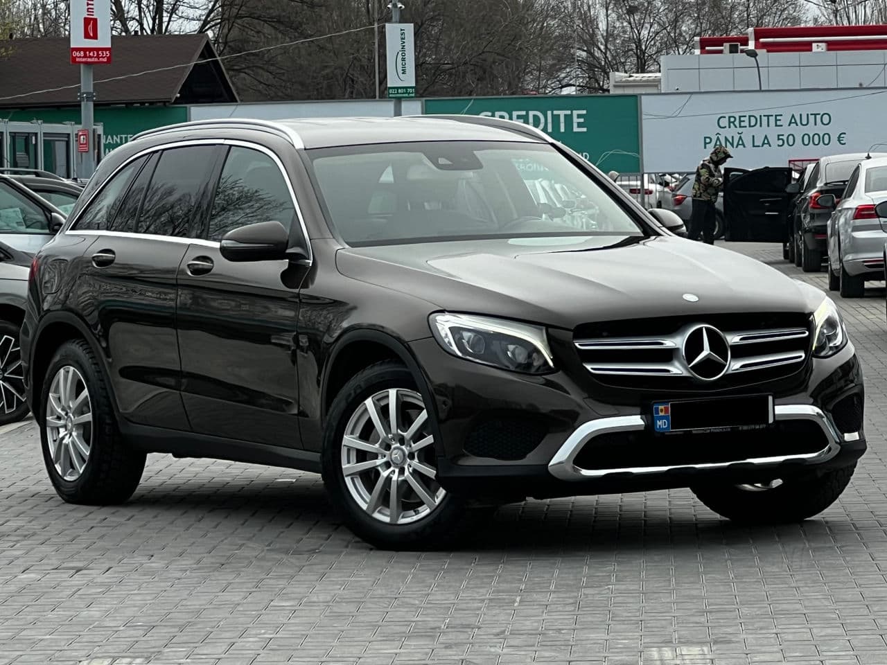 2016 Mercedes GLC 250d — Miniatură 2