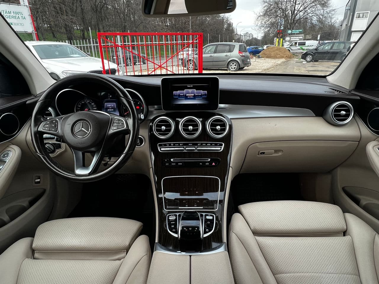 2016 Mercedes GLC 250d — Miniatură 8
