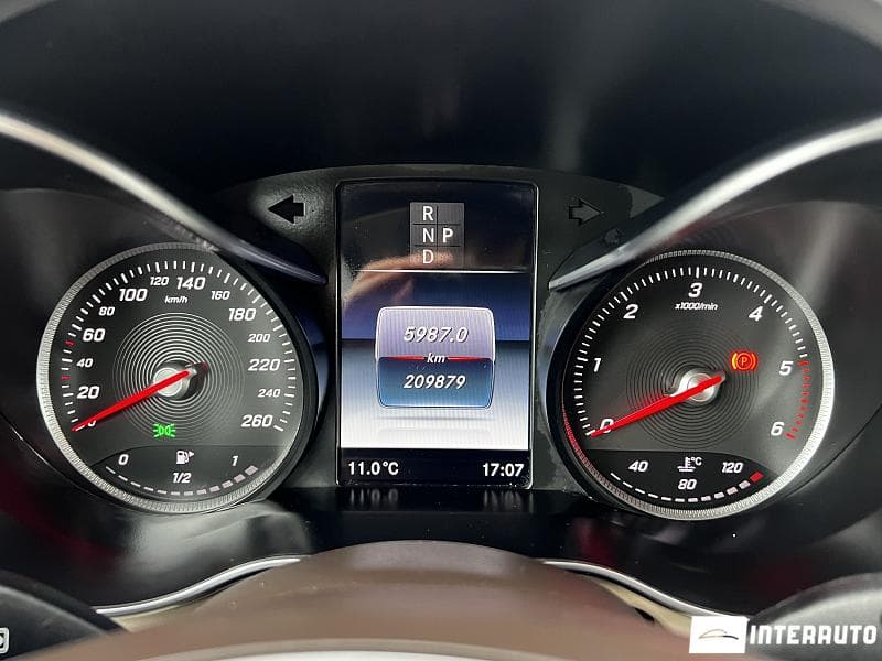 2016 Mercedes GLC 250d — Miniatură 9