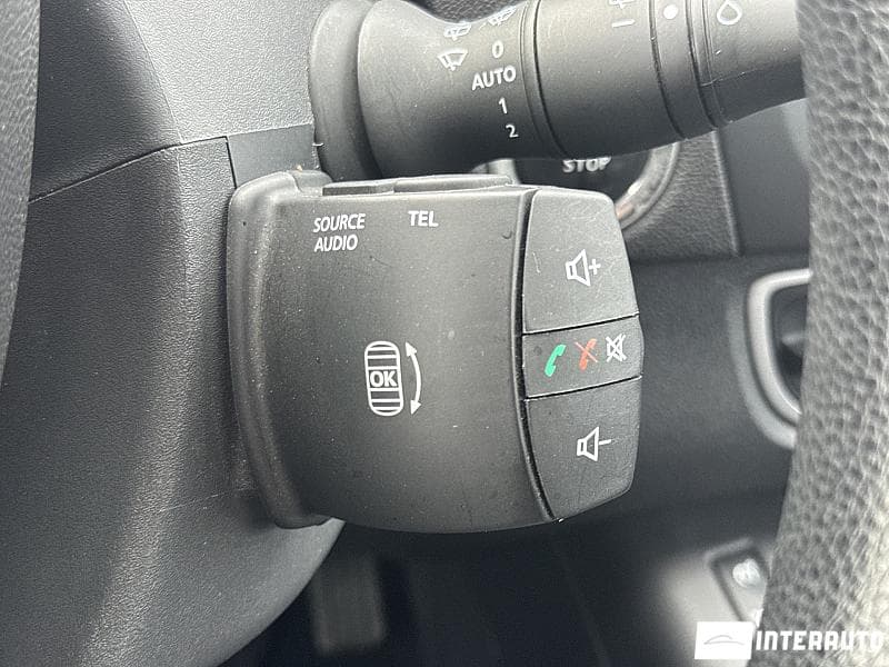 2015 Renault Grand Scenic — Miniatură 19