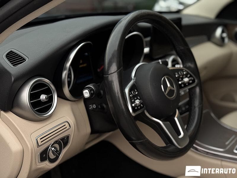 Mercedes C 300 2019 — Миниатюра 8