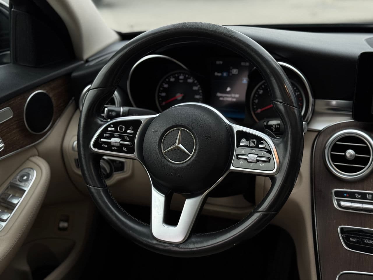Mercedes C 300 2019 — Миниатюра 10