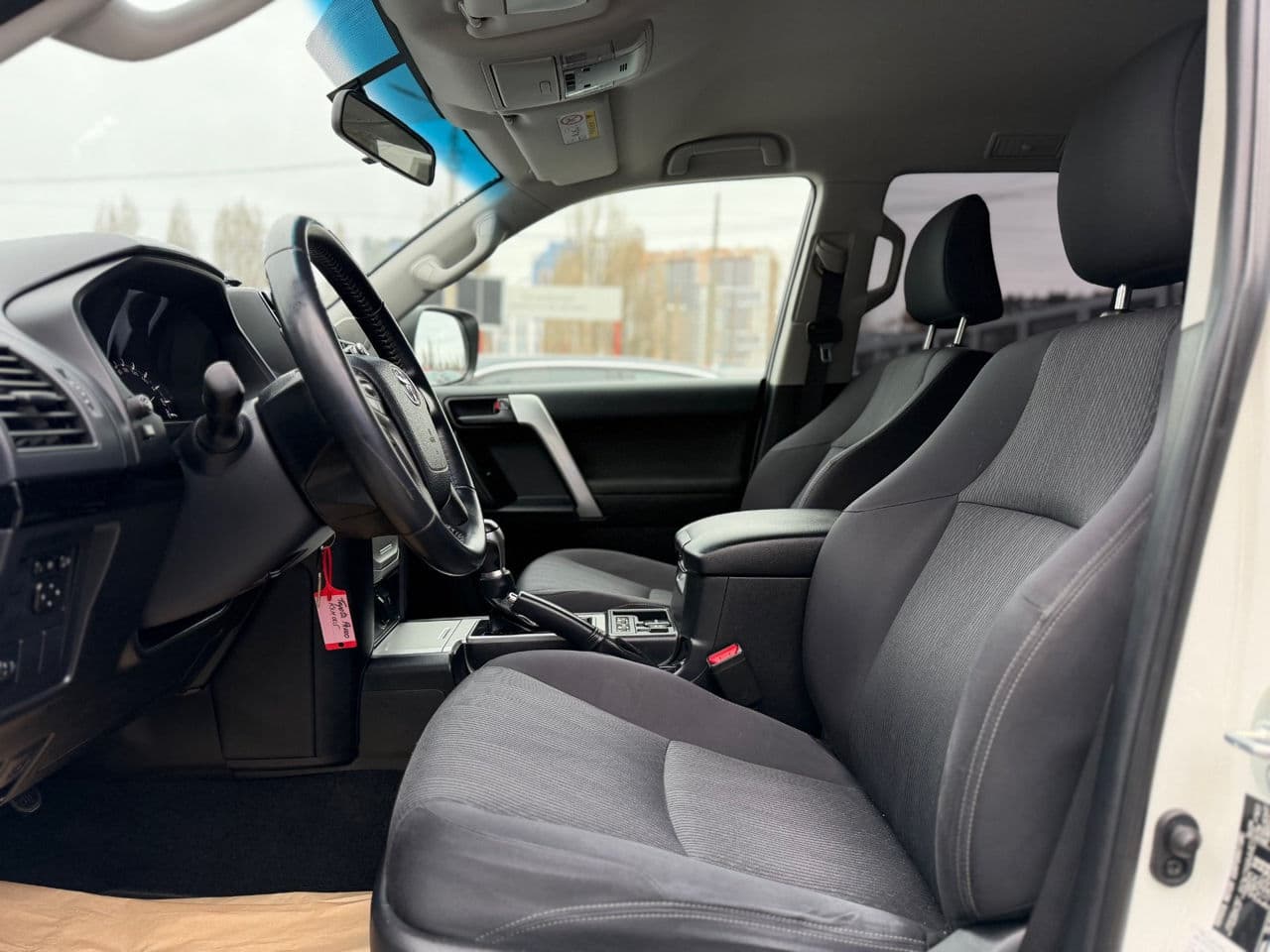 2018 Toyota Land Cruiser Prado — Miniatură 8