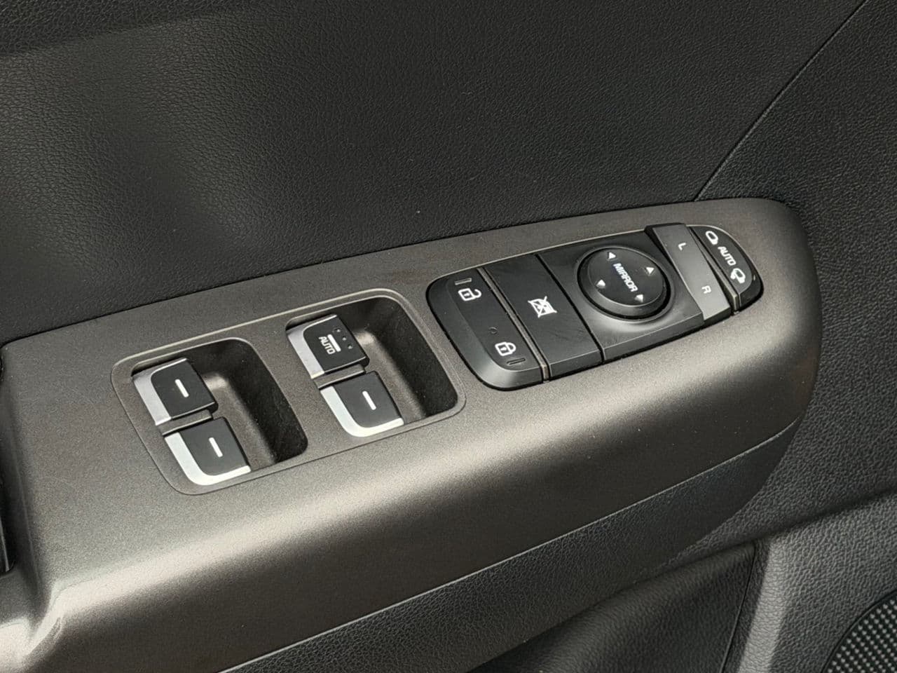 2019 Kia Sportage — Miniatură 5