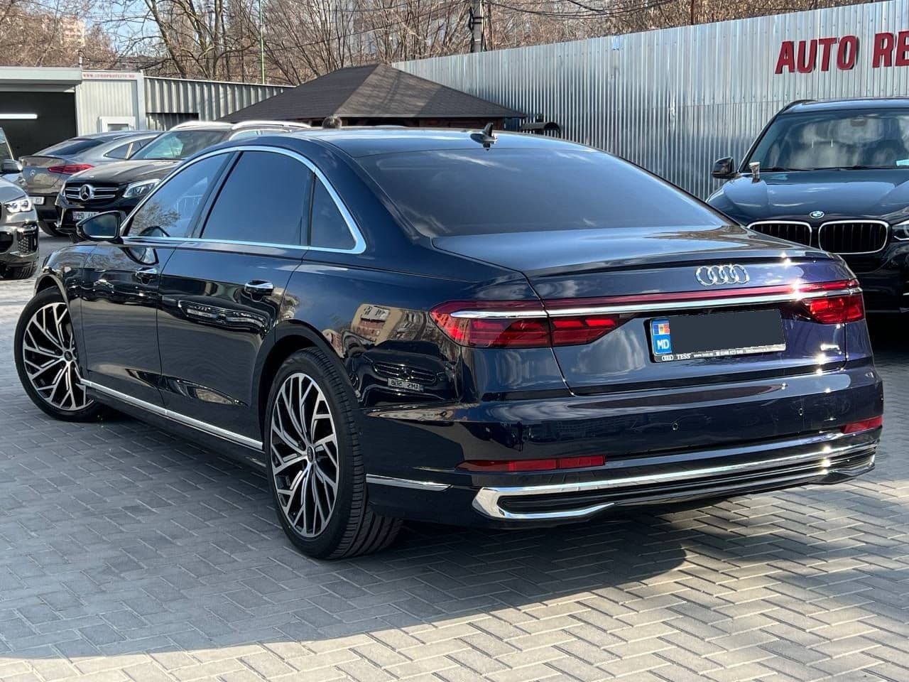 2023 Audi A8 — Miniatură 2