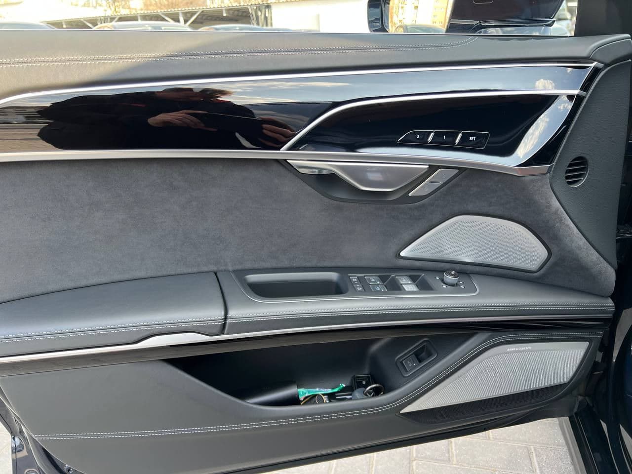 2023 Audi A8 — Miniatură 6