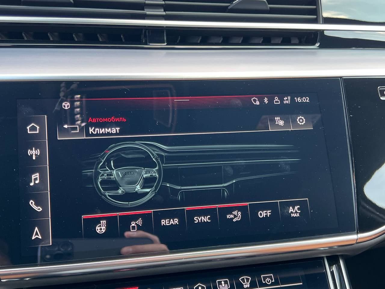 2023 Audi A8 — Miniatură 11