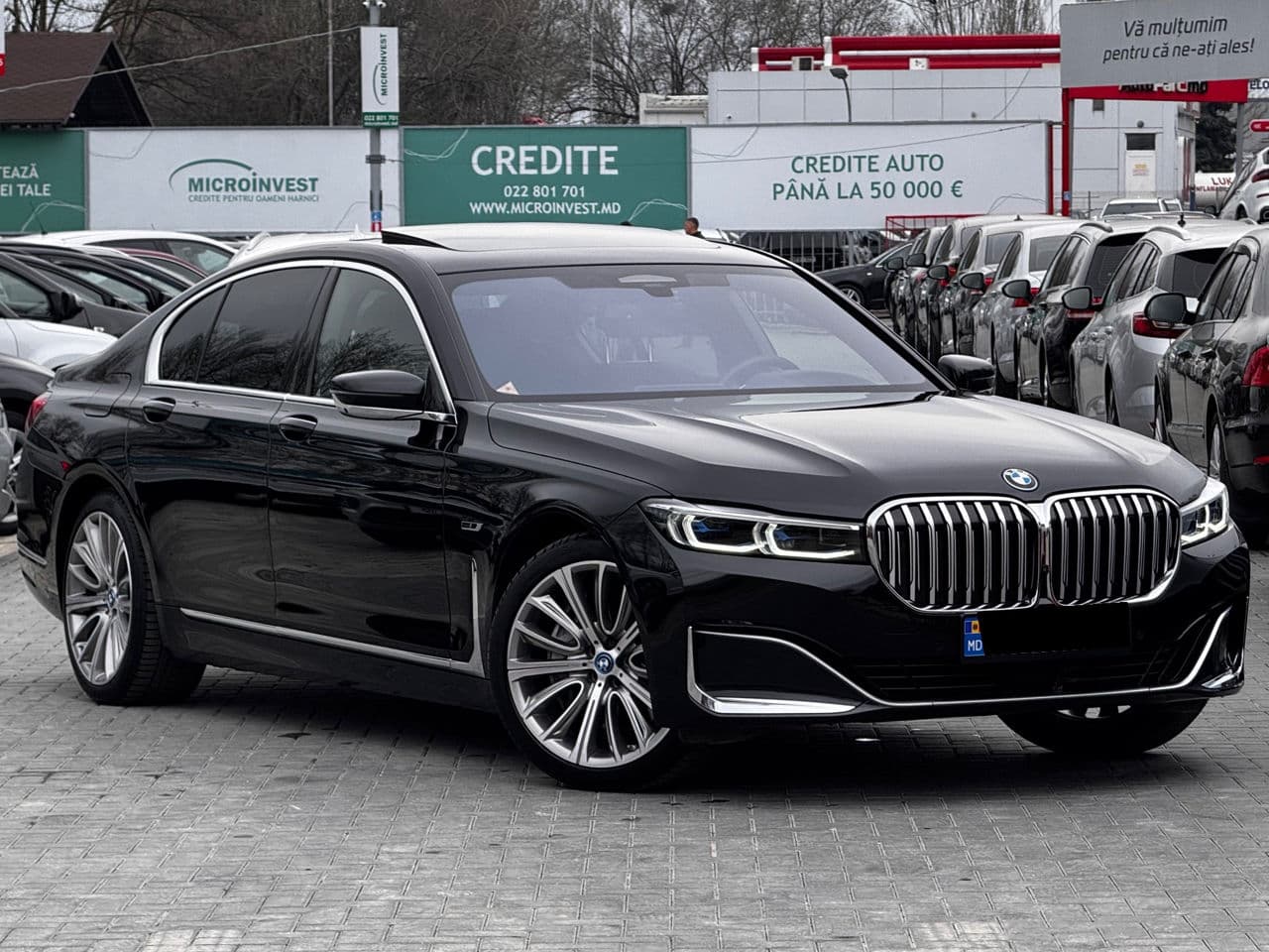2022 BMW 745e — Miniatură 2