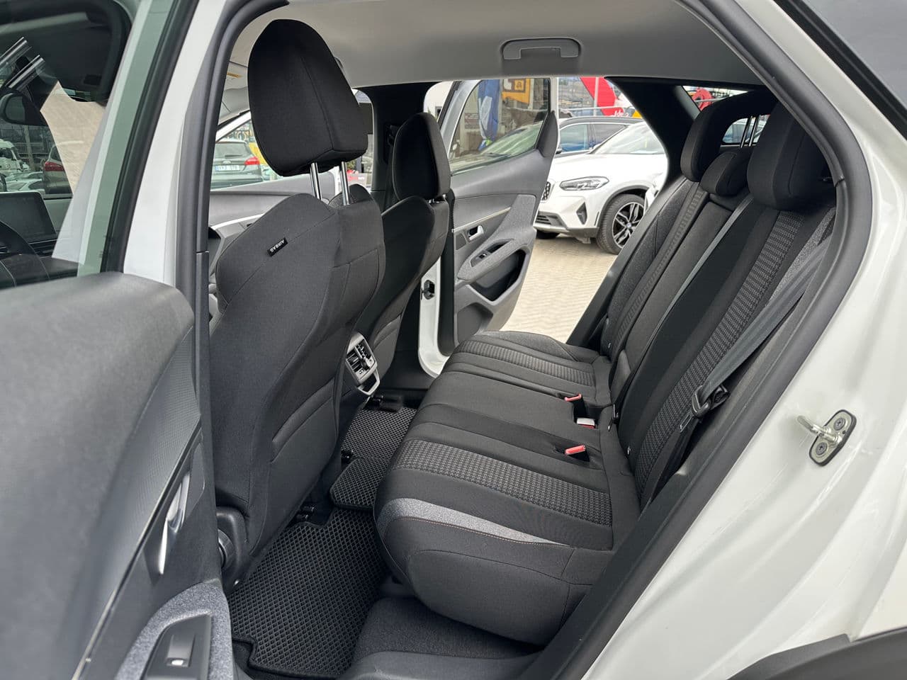 2022 Peugeot 3008 — Miniatură 12