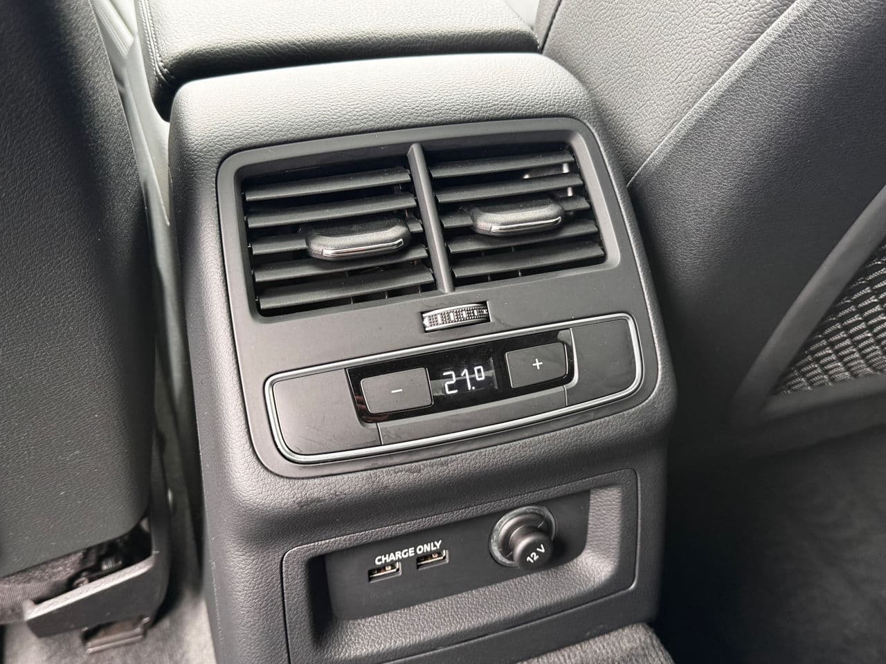 2019 Audi A4 — Miniatură 19
