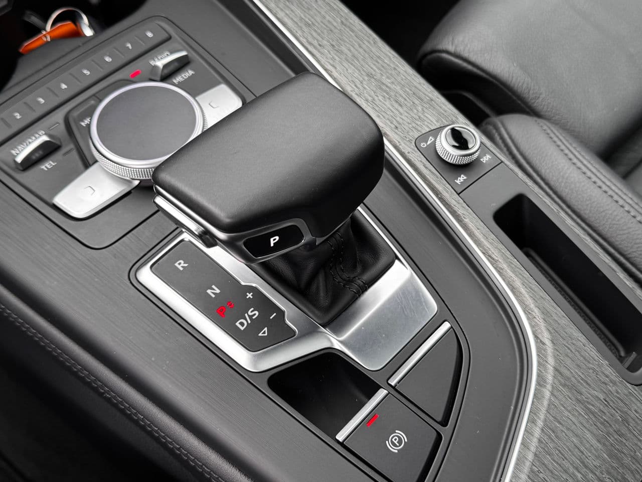2019 Audi A4 — Miniatură 12