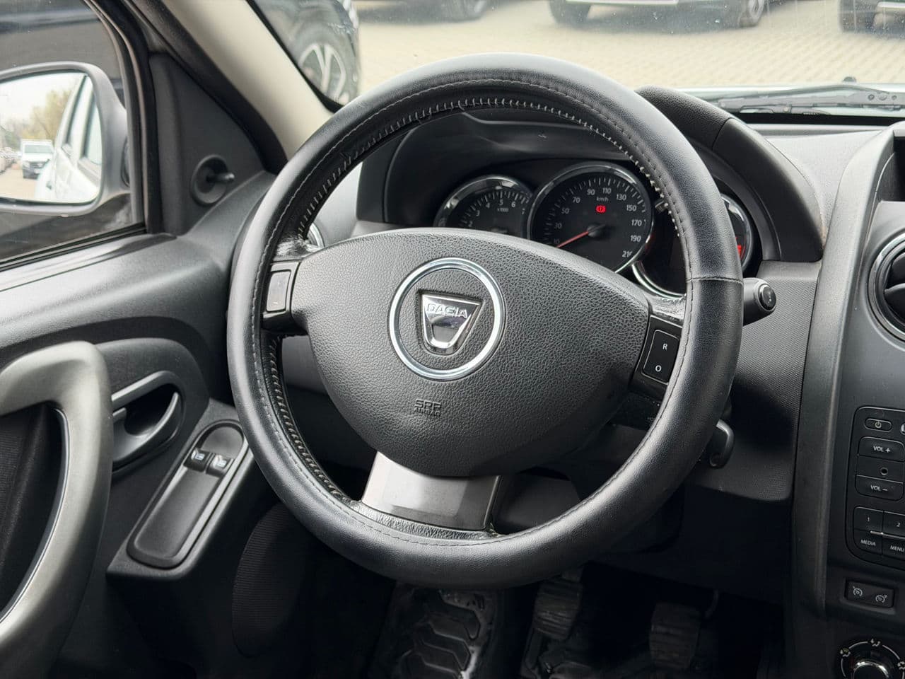 2015 Dacia Duster — Miniatură 8