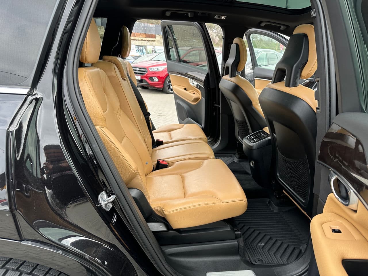 2016 Volvo XC 90 — Miniatură 18