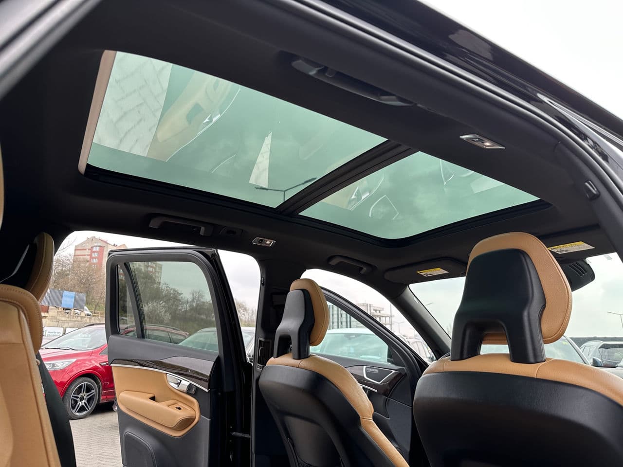 2016 Volvo XC 90 — Miniatură 19