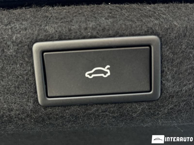 2025 Skoda Superb — Miniatură 24
