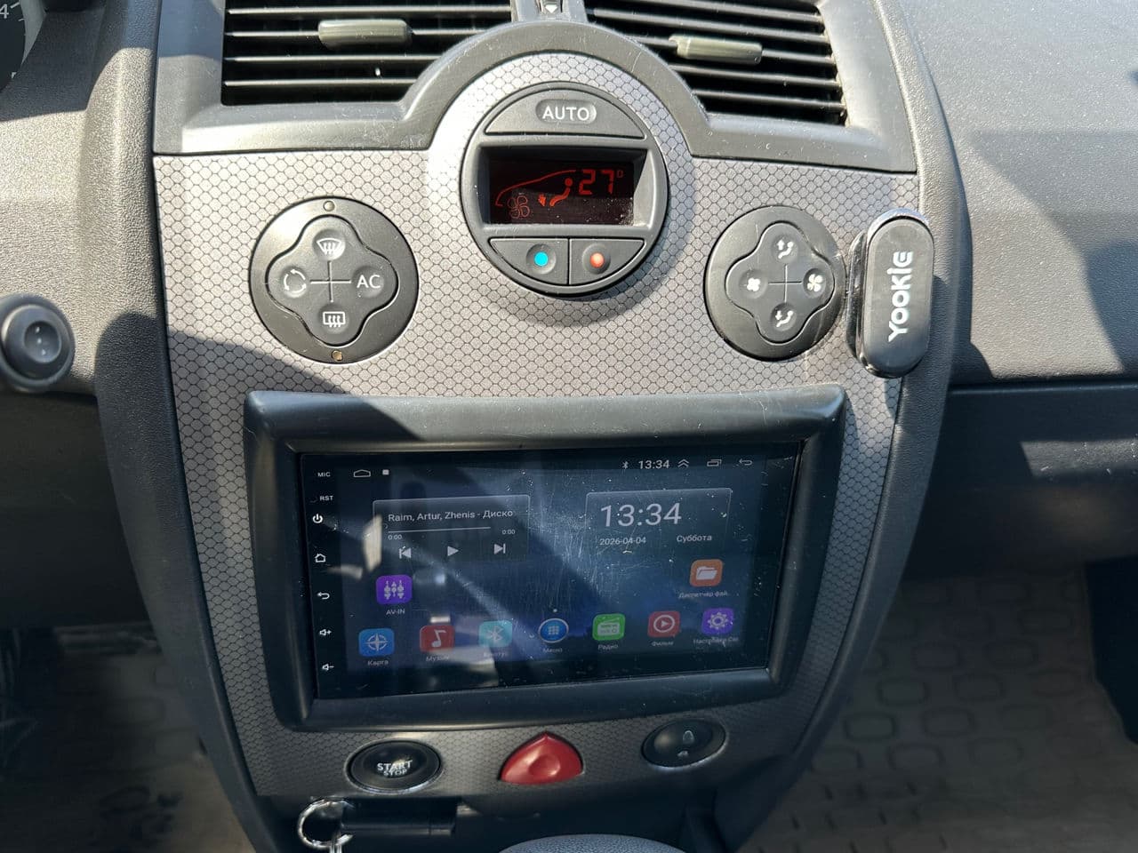 2005 Renault Megane — Miniatură 9