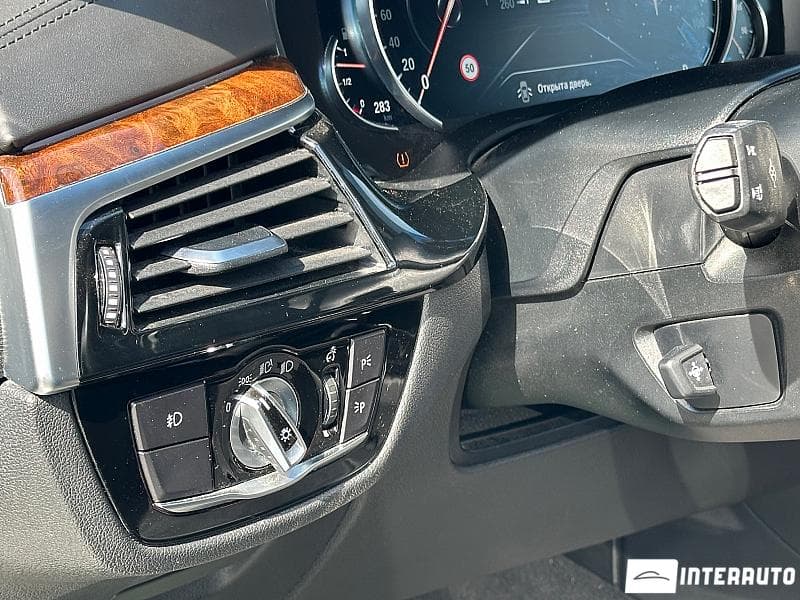 BMW 530e 2018 — Миниатюра 14