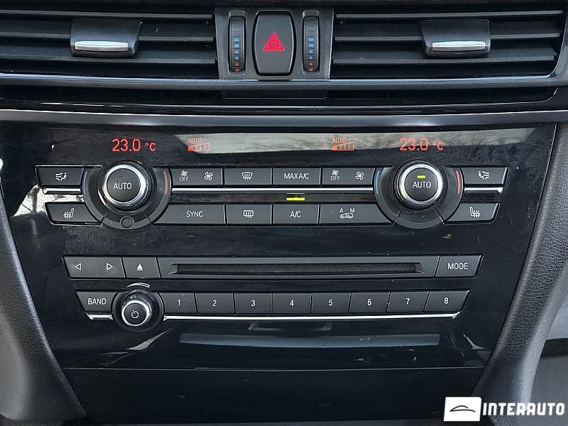 BMW X5 4.0e 2015 — Миниатюра 13