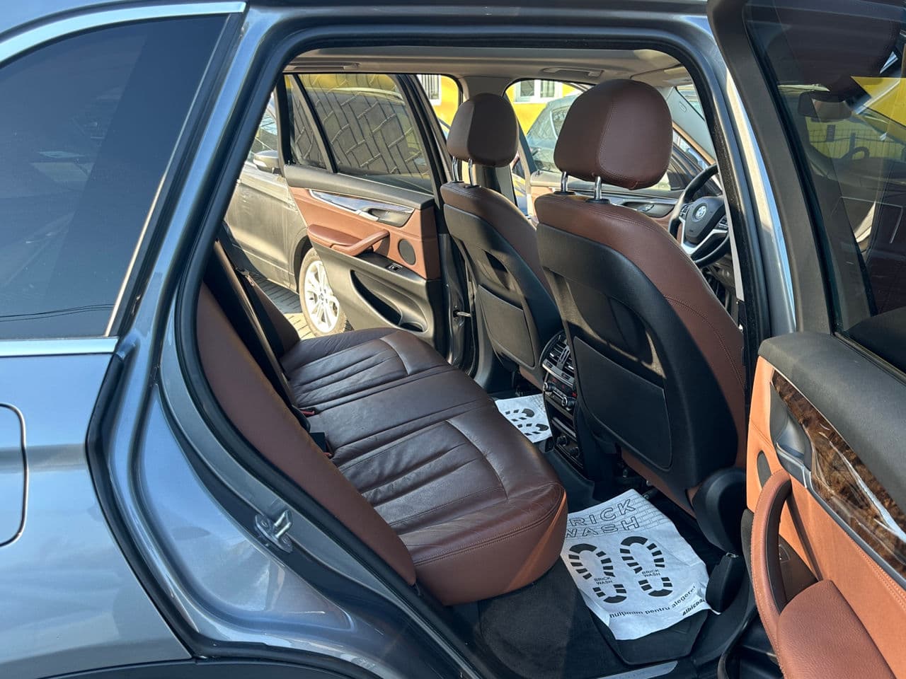 BMW X5 4.0e 2015 — Миниатюра 18