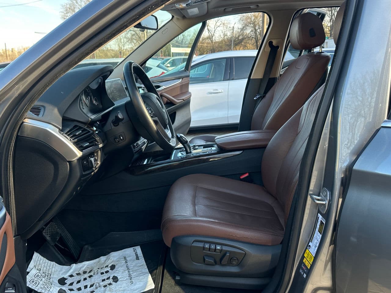 BMW X5 4.0e 2015 — Миниатюра 5
