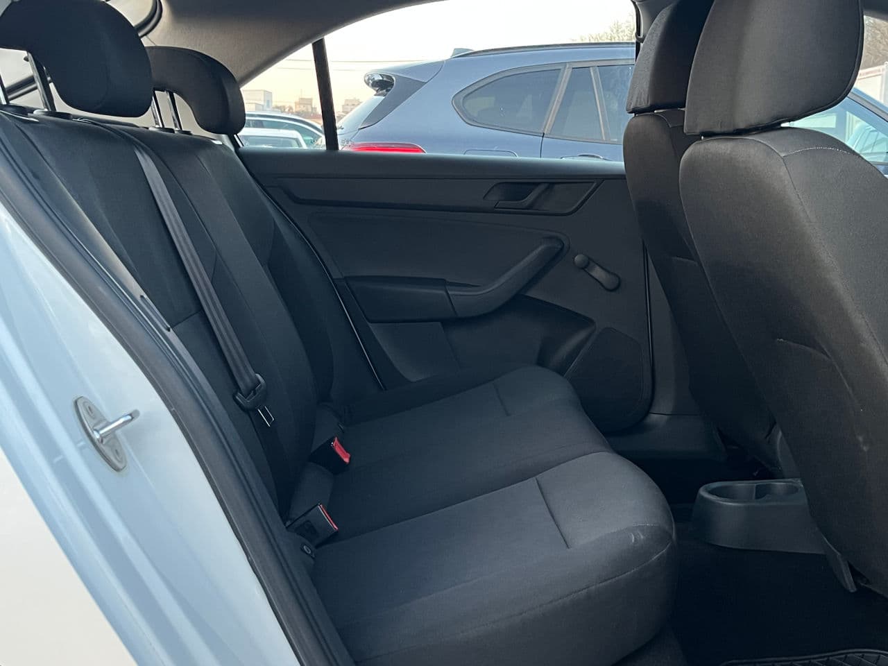 2014 Skoda Rapid — Miniatură 18