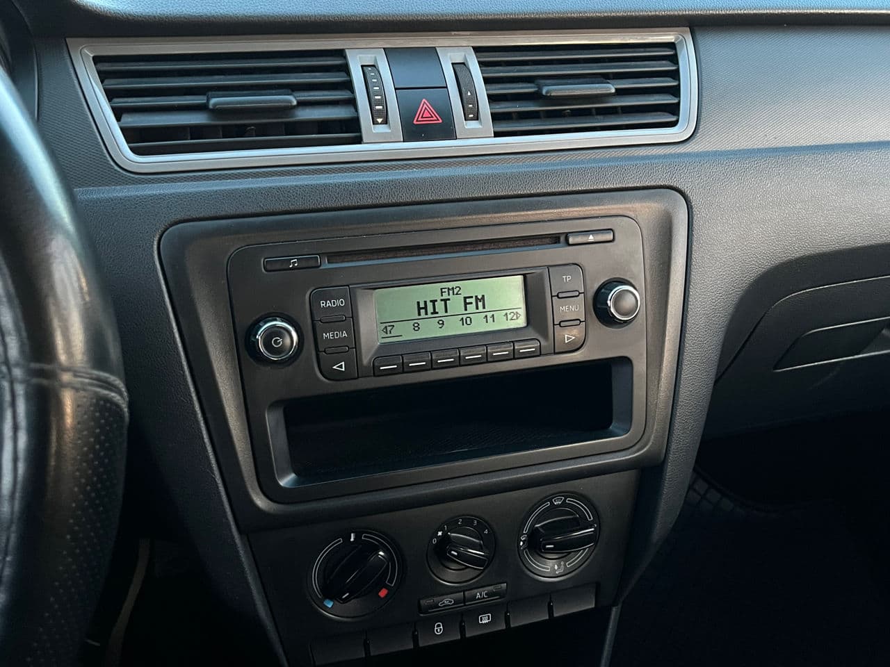2014 Skoda Rapid — Miniatură 14